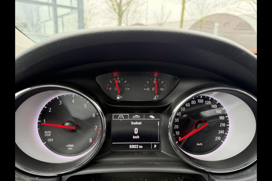 Opel Astra 1.4 Launch Elegance | AUTOMAAT | AGR STOELEN | CAMERA | STOEL- & STUURWIELVERWARMING | NAVIGATIE | GOED ONDERHOUDEN | AFNEEMBARE TREKHAAK | INCL. 12 MND BOVAG GARANTIE