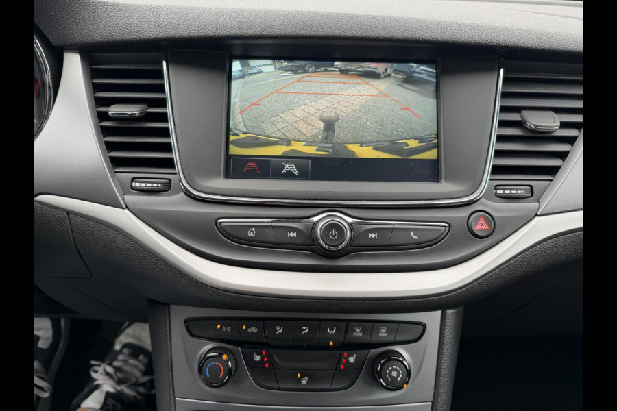 Opel Astra 1.4 Launch Elegance | AUTOMAAT | AGR STOELEN | CAMERA | STOEL- & STUURWIELVERWARMING | NAVIGATIE | GOED ONDERHOUDEN | AFNEEMBARE TREKHAAK | INCL. 12 MND BOVAG GARANTIE