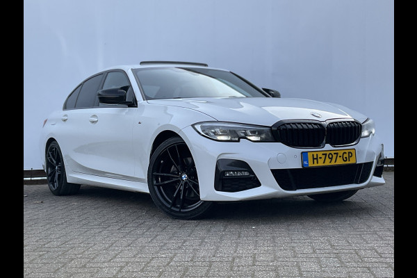 BMW 3-serie 320i Executive Edition M-Sport Automaat Pano 19 Inch Carplay NL-Auto Uitstraling!