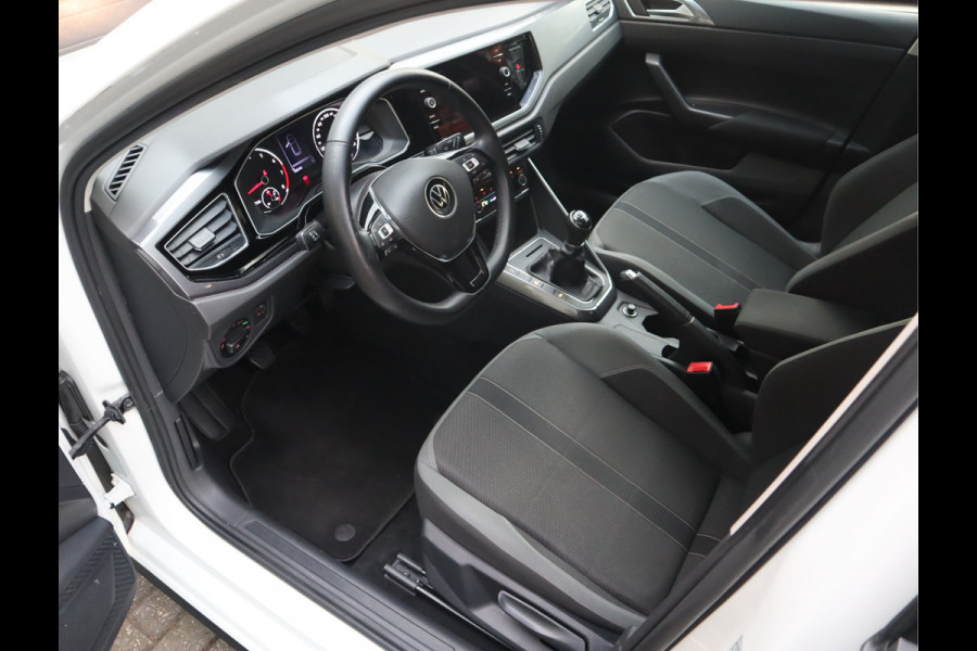 Volkswagen Polo 1.0 TSI Highline Business R Line