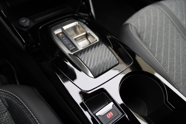 Peugeot 2008 1.2 PureTech Allure Pack | Adaptieve cruise | BLIS | Camera | Led