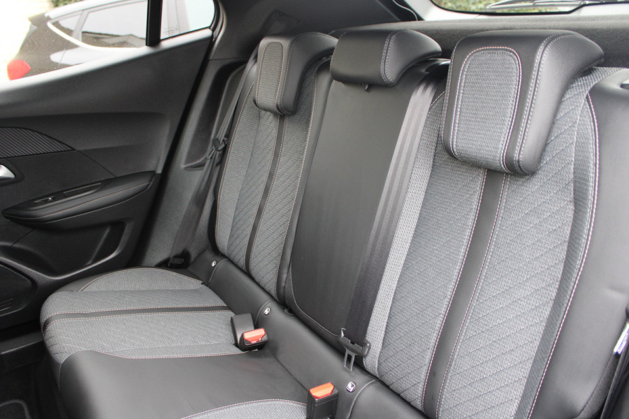 Peugeot 2008 1.2 PureTech Allure Pack | Adaptieve cruise | BLIS | Camera | Led