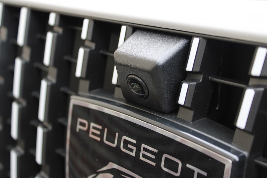 Peugeot 2008 1.2 PureTech Allure Pack | Adaptieve cruise | BLIS | Camera | Led