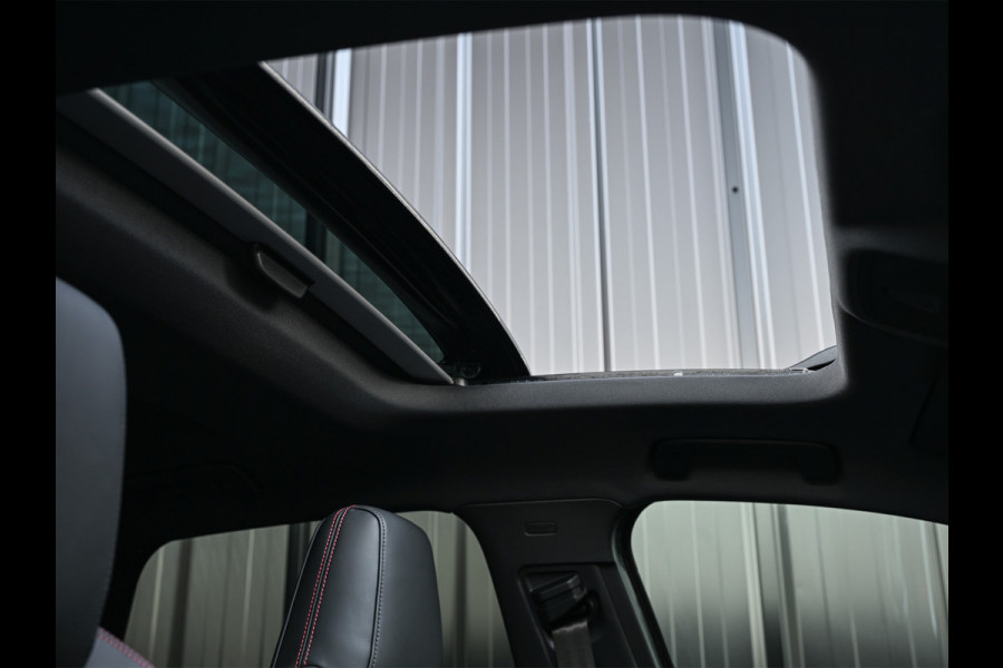 Audi A3 Sportback 45 TFSI e 272pk S edition Competition | Panoramadak | Ambiance interieur | Active Cruise | Sonos Sound | S-Seats + Memory | Head-Up | Camera | Stoelverwarming | Keyless