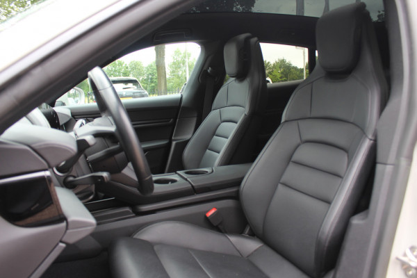 Porsche Taycan Sport Turismo 93 kWh / SOH 95% / 360Camera / Performance+ ACCU / Panoramadak / Sportchrono / Luchtvering / Matrix LED / Luxe Leder / 21''  / Bose / Stoel+Stuurverwarming / Warmtepomp / Dodehoek / DAB / ACC 39.111