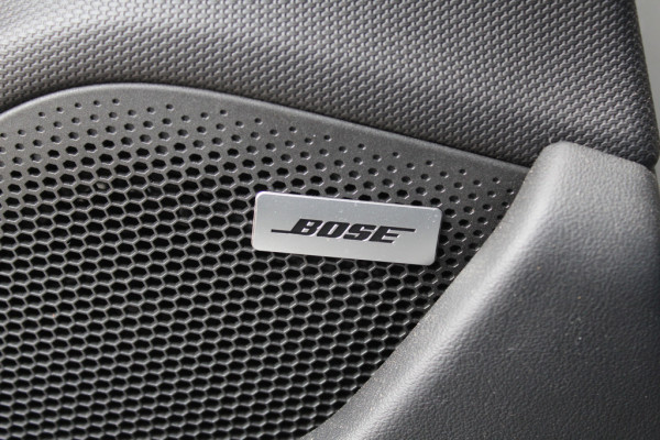 Porsche Taycan Sport Turismo 93 kWh / SOH 95% / 360Camera / Performance+ ACCU / Panoramadak / Sportchrono / Luchtvering / Matrix LED / Luxe Leder / 21''  / Bose / Stoel+Stuurverwarming / Warmtepomp / Dodehoek / DAB / ACC 39.111