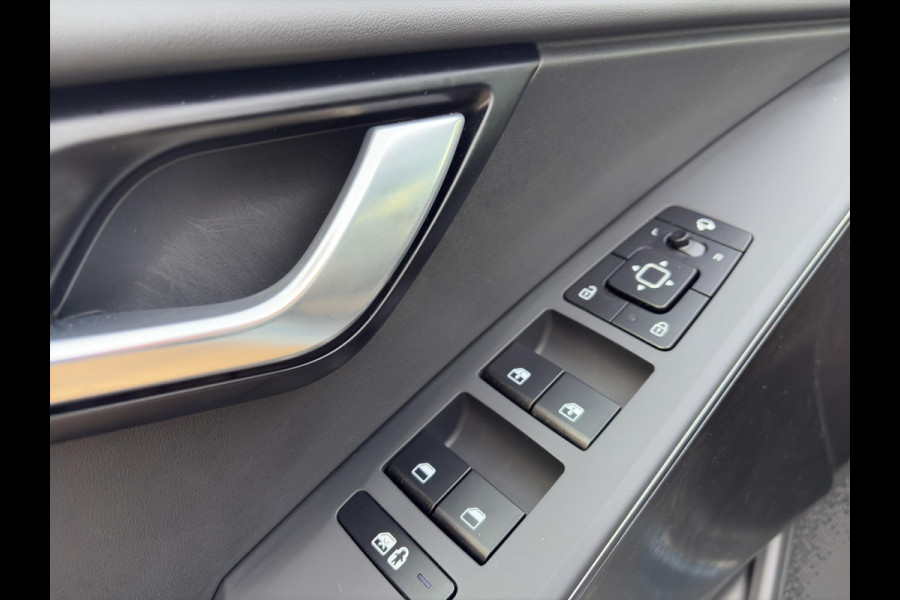 Kia Niro 1.6 GDi Hybrid DynamicPlusLine HUD | Leder | Stoel- en Stuurverwarming | Adapt. Cruise | Schuif/Kanteldak | Elektr. Achterklep |