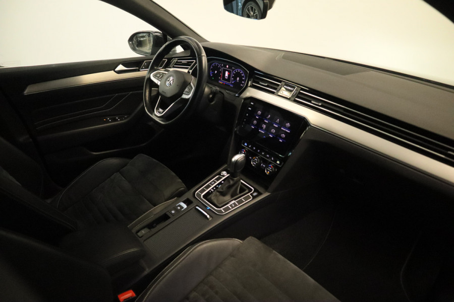 Volkswagen Passat Variant 1.5 TSI Elegance Business R IQ-led Navigatie Adaptive-Cruise