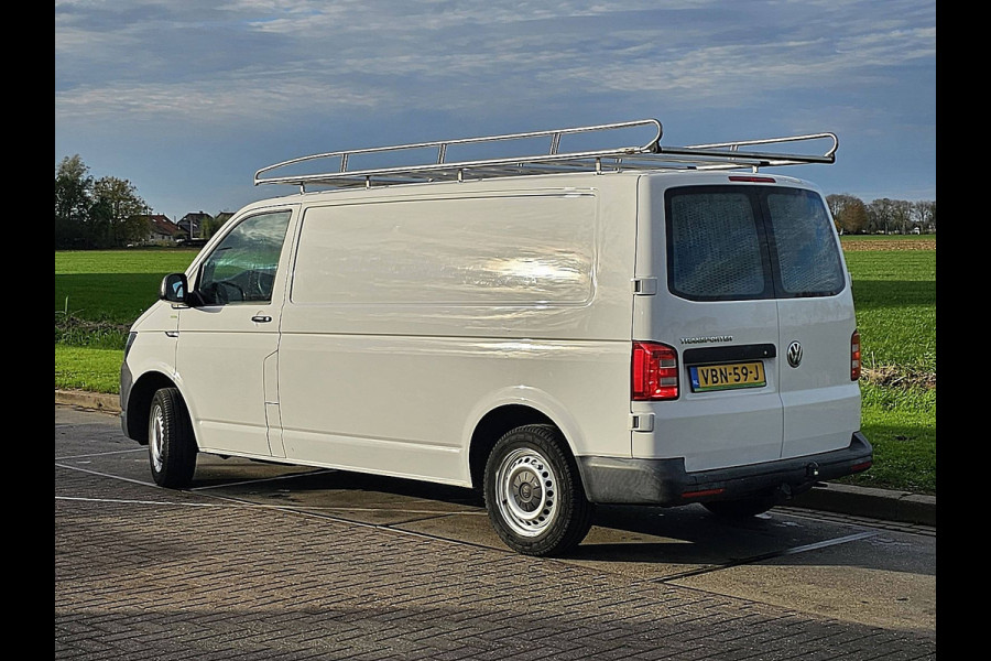Volkswagen Transporter 2.0 TDI L2H1 Trekhaak Imperiaal Navi Airco Cruise