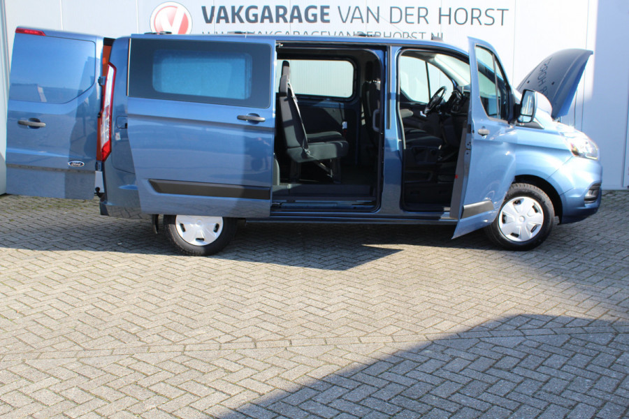 Ford Transit Custom 300 2.0-130pk TDCI L1H1 Trend Dubb. cabine. Trekgewicht 2.500kg ! Airco, stoel- spiegelverwarming, bijrijdersstoel, dubbele cabine, trekhaak, parkeersensoren v+a, navigatie, telefoonvoorb., metallic lak