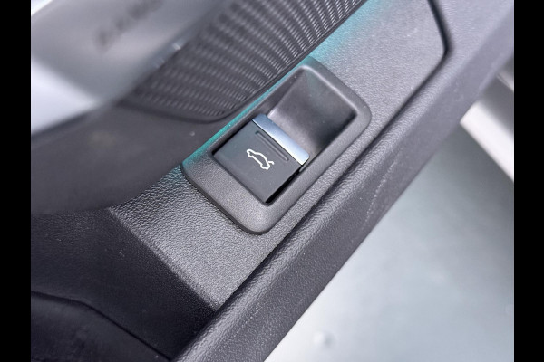 Audi e-tron GT RS 93 kWh PANO | 21 INCH | STOELVENTILATIE & MASSAGE | BANG & OLUFSEN | 360 CAMERA | ADAPTIVE AIR SUSPENSION | LASER  MATRIX LED KOPLAMPEN | VIERWIELBESTURING | HEAD-UP DISPLAY | ADAPTIEVE CRUISE | RIJKLAAR MET 12 MND BOVAG GARANTIE