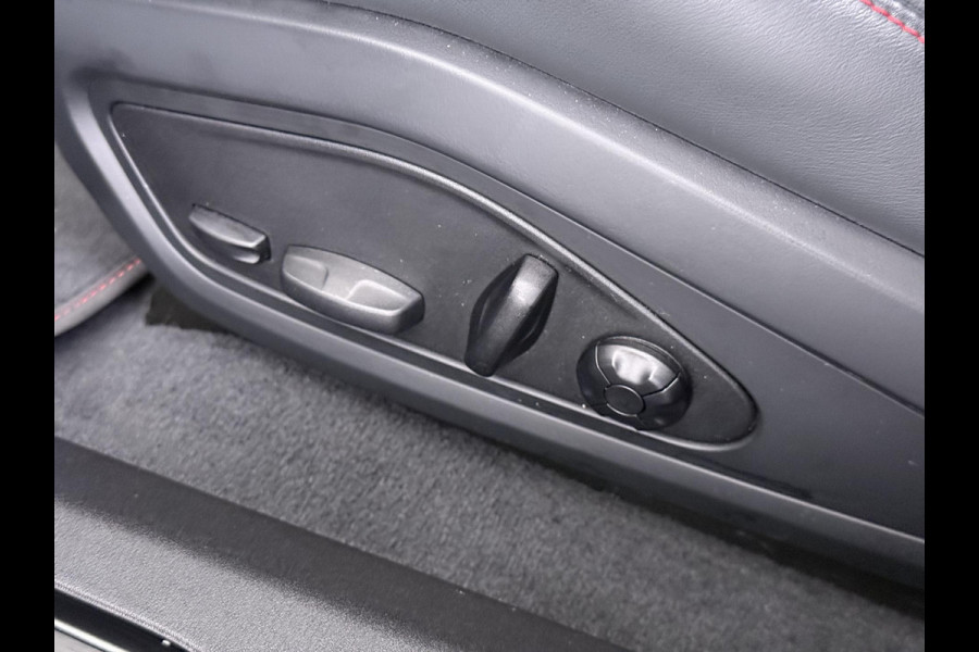 Audi e-tron GT RS 93 kWh PANO | 21 INCH | STOELVENTILATIE & MASSAGE | BANG & OLUFSEN | 360 CAMERA | ADAPTIVE AIR SUSPENSION | LASER  MATRIX LED KOPLAMPEN | VIERWIELBESTURING | HEAD-UP DISPLAY | ADAPTIEVE CRUISE | RIJKLAAR MET 12 MND BOVAG GARANTIE