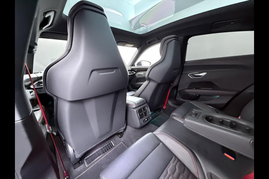 Audi e-tron GT RS 93 kWh PANO | 21 INCH | STOELVENTILATIE & MASSAGE | BANG & OLUFSEN | 360 CAMERA | ADAPTIVE AIR SUSPENSION | LASER  MATRIX LED KOPLAMPEN | VIERWIELBESTURING | HEAD-UP DISPLAY | ADAPTIEVE CRUISE | RIJKLAAR MET 12 MND BOVAG GARANTIE