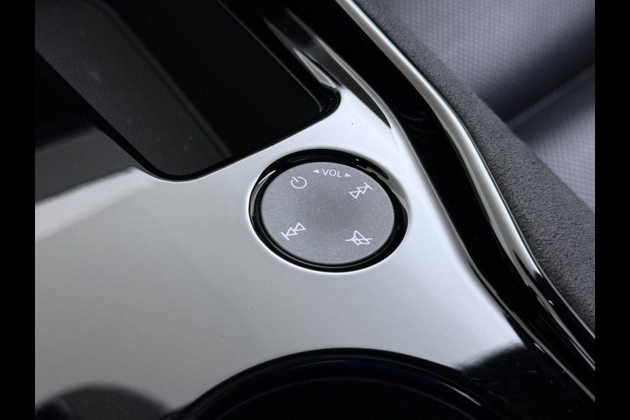 Audi e-tron GT RS 93 kWh PANO | 21 INCH | STOELVENTILATIE & MASSAGE | BANG & OLUFSEN | 360 CAMERA | ADAPTIVE AIR SUSPENSION | LASER  MATRIX LED KOPLAMPEN | VIERWIELBESTURING | HEAD-UP DISPLAY | ADAPTIEVE CRUISE | RIJKLAAR MET 12 MND BOVAG GARANTIE