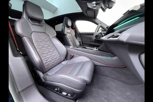 Audi e-tron GT RS 93 kWh PANO | 21 INCH | STOELVENTILATIE & MASSAGE | BANG & OLUFSEN | 360 CAMERA | ADAPTIVE AIR SUSPENSION | LASER  MATRIX LED KOPLAMPEN | VIERWIELBESTURING | HEAD-UP DISPLAY | ADAPTIEVE CRUISE | RIJKLAAR MET 12 MND BOVAG GARANTIE