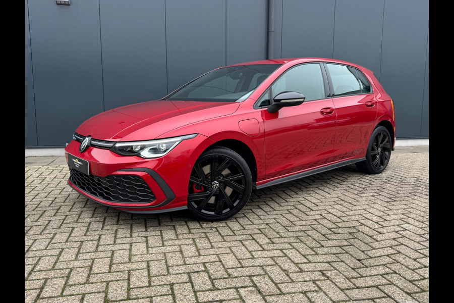 Volkswagen Golf 1.4 eHybrid GTE Black Style * Camera * Side Assist * Stuurverwarming *