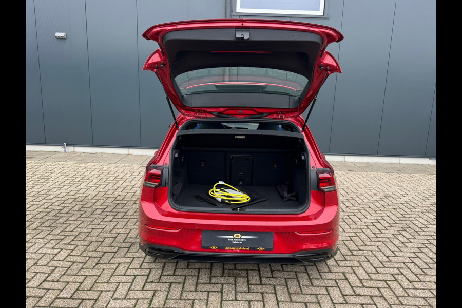 Volkswagen Golf 1.4 eHybrid GTE Black Style * Camera * Side Assist * Stuurverwarming *