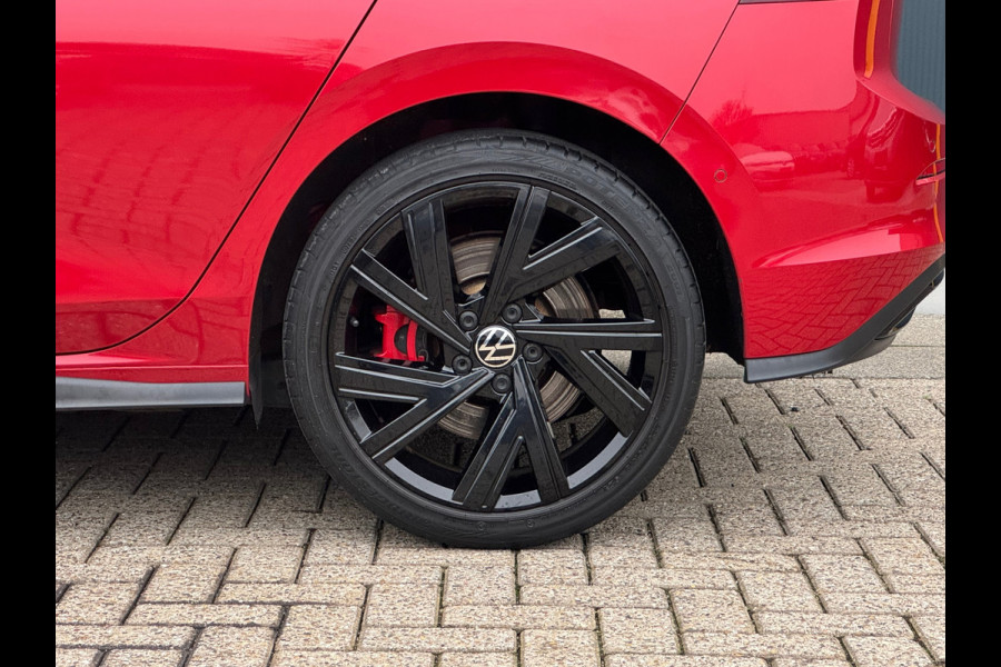 Volkswagen Golf 1.4 eHybrid GTE Black Style * Camera * Side Assist * Stuurverwarming *