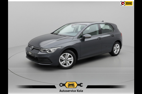 Volkswagen Golf 1.0 TSI Life * Carplay * Parkeersensoren * Adaptieve Cruise Control *