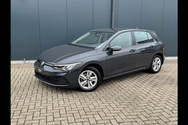 Volkswagen Golf 1.0 TSI Life * Carplay * Parkeersensoren * Adaptieve Cruise Control *