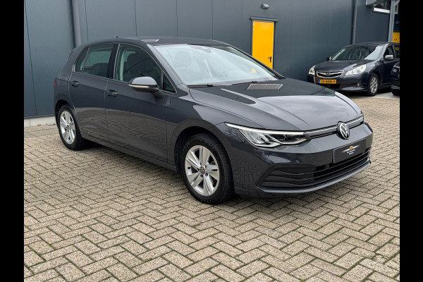 Volkswagen Golf 1.0 TSI Life * Carplay * Parkeersensoren * Adaptieve Cruise Control *
