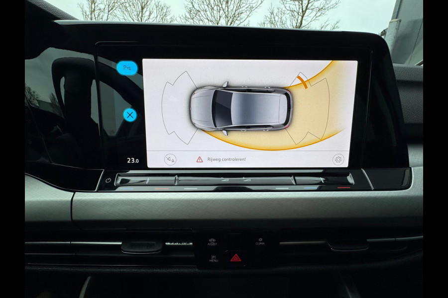 Volkswagen Golf 1.0 TSI Life * Carplay * Parkeersensoren * Adaptieve Cruise Control *