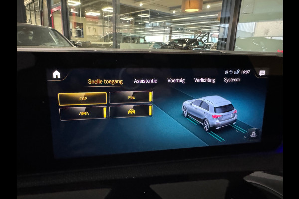 Mercedes-Benz A-Klasse 250 AMG Edition Memory|Sfeer|Burmester