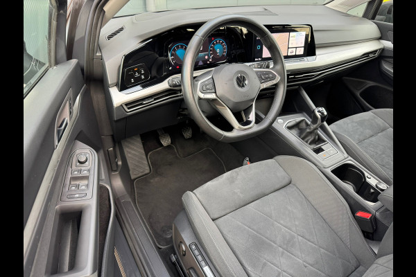 Volkswagen Golf 1.0 TSI Life * Memory * Massage * Camera * Side Assist *