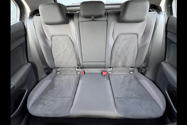 Volkswagen Golf 1.0 TSI Life * Memory * Massage * Camera * Side Assist *