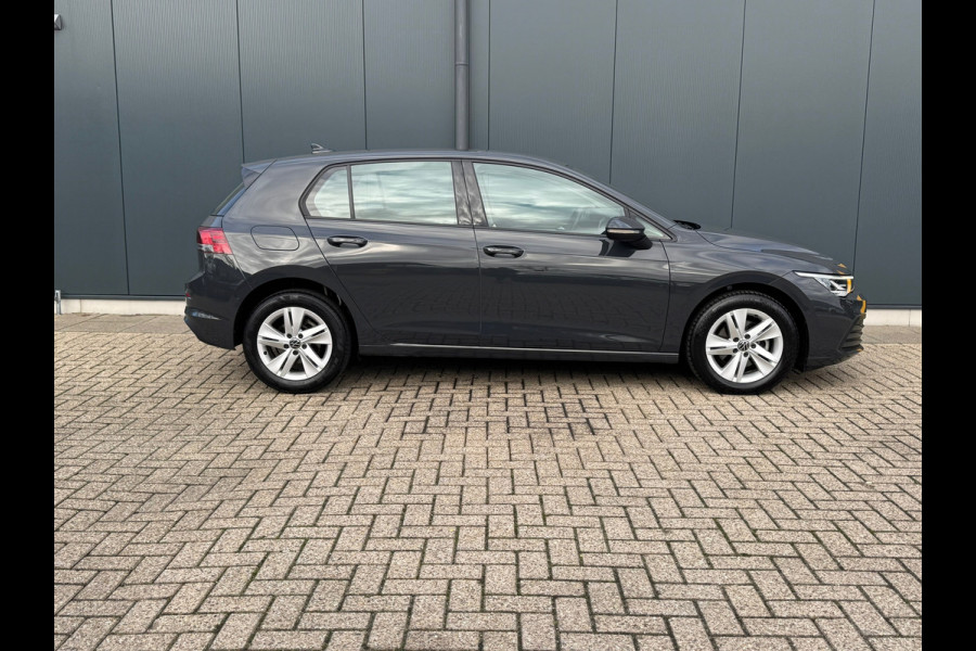 Volkswagen Golf 1.0 TSI Life * Memory * Massage * Camera * Side Assist *