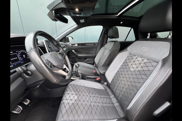 Volkswagen T-Roc 1.0 TSI R-Line * Panorama * Adaptieve Cruise Control * Carplay *