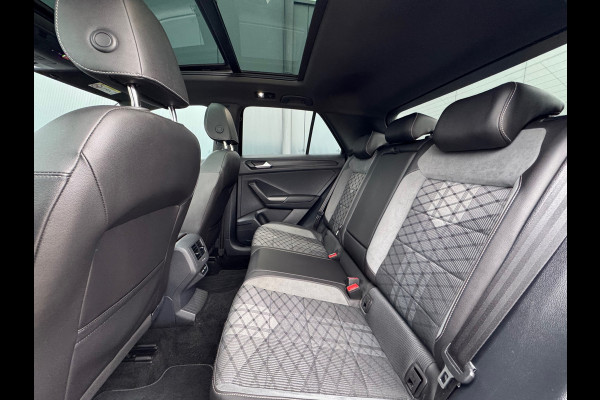 Volkswagen T-Roc 1.0 TSI R-Line * Panorama * Adaptieve Cruise Control * Carplay *