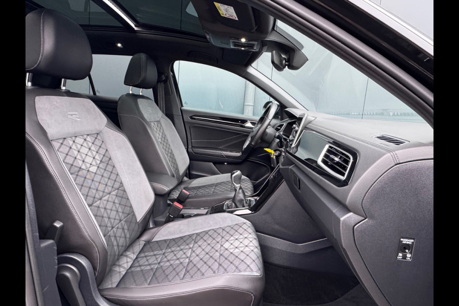 Volkswagen T-Roc 1.0 TSI R-Line * Panorama * Adaptieve Cruise Control * Carplay *