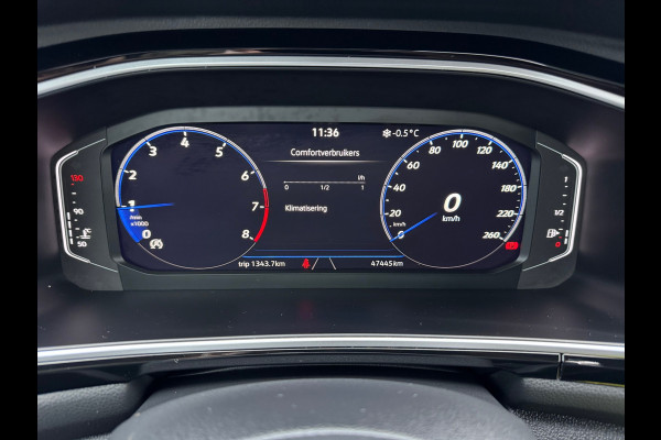 Volkswagen T-Roc 1.0 TSI R-Line * Panorama * Adaptieve Cruise Control * Carplay *
