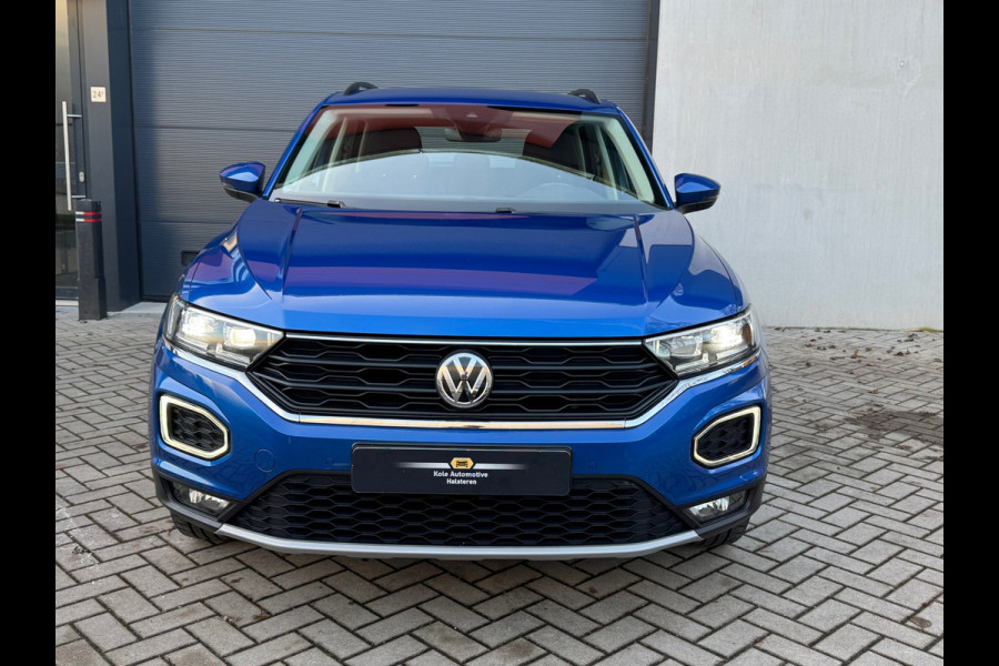 Volkswagen T-Roc 1.0 TSI Style * Navigatie * Led * Stoelverwarming * Adaptieve Cruise Control *