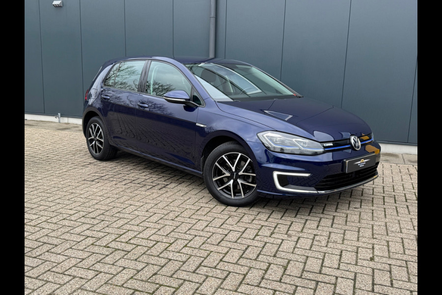 Volkswagen e-Golf E-Golf * Navigatie * Camera * Led * Allseason banden *