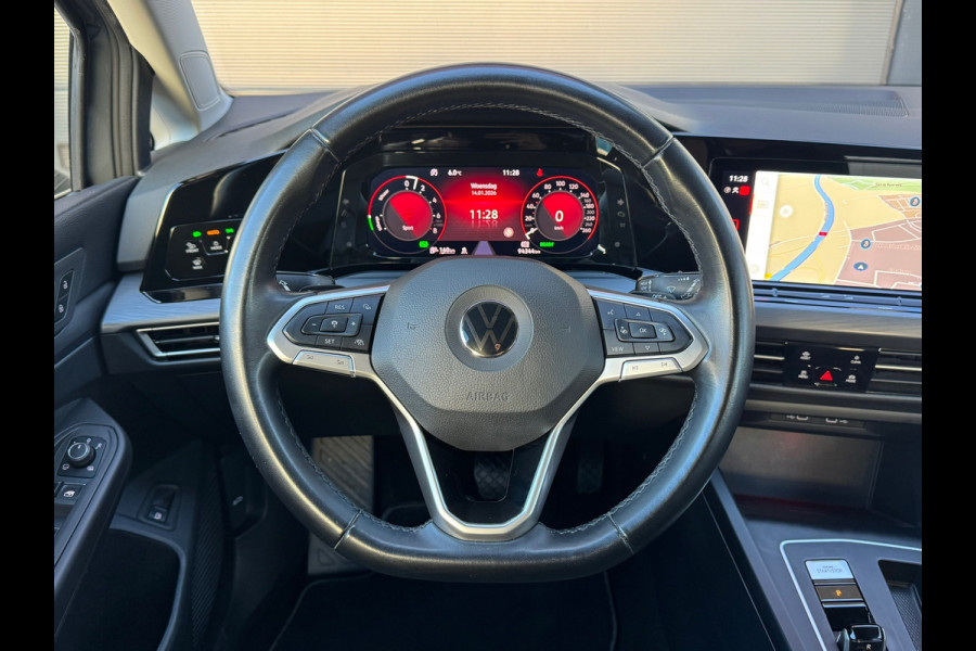 Volkswagen Golf 1.4 eHybrid Style * Camera * Side Assist * Massage * CarPlay *