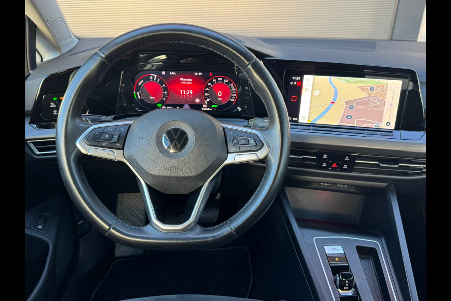 Volkswagen Golf 1.4 eHybrid Style * Camera * Side Assist * Massage * CarPlay *