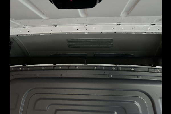 Mercedes-Benz Sprinter 317 CDI L2 H2 Automaat / 360 Camera / MBUX / Navigatie / Cruise control / Airco / 270 Graden achterdeuren