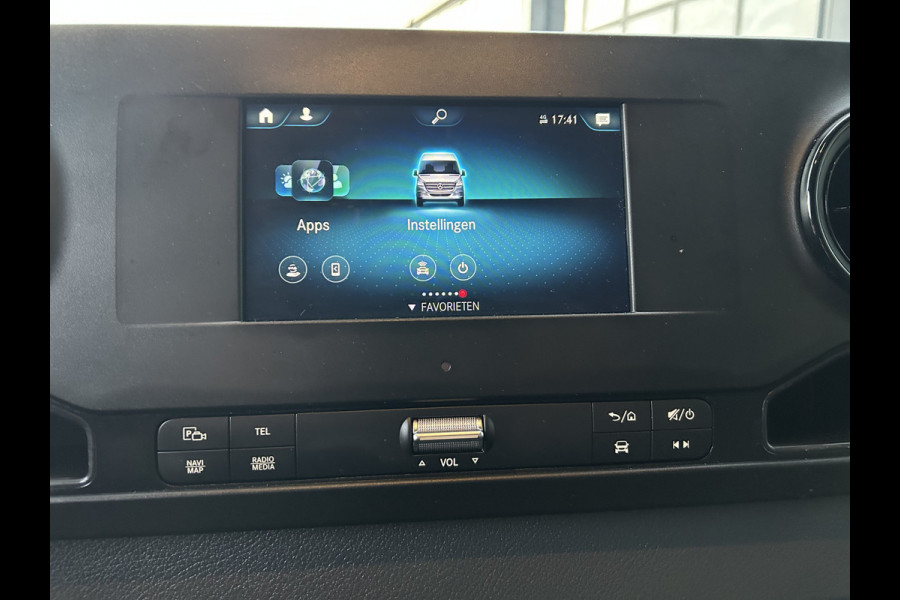 Mercedes-Benz Sprinter 317 CDI L2 H2 Automaat / 360 Camera / MBUX / Navigatie / Cruise control / Airco / 270 Graden achterdeuren