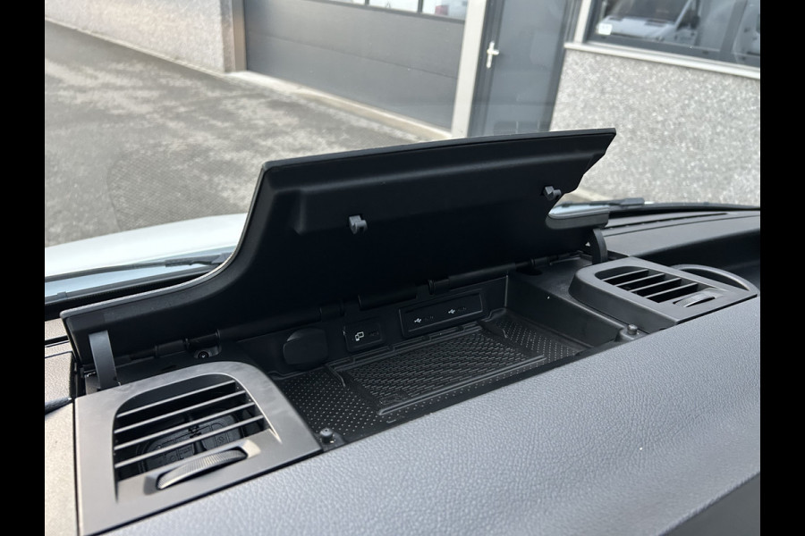 Mercedes-Benz Sprinter 317 CDI L2 H2 Automaat / 360 Camera / MBUX / Navigatie / Cruise control / Airco / 270 Graden achterdeuren