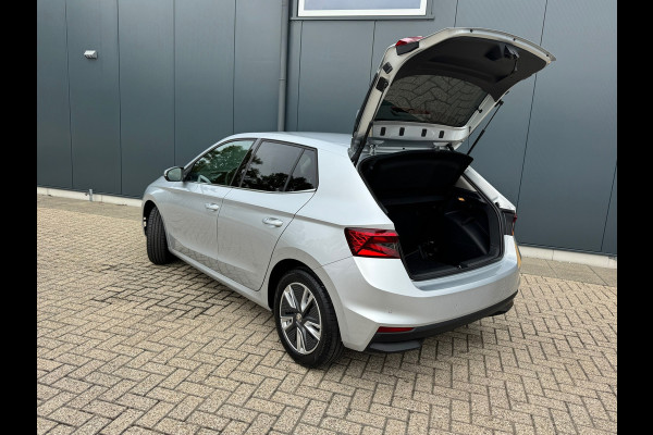 Škoda Fabia 1.0 TSI Style * Camera * Keyless * Virtual Cockpit *