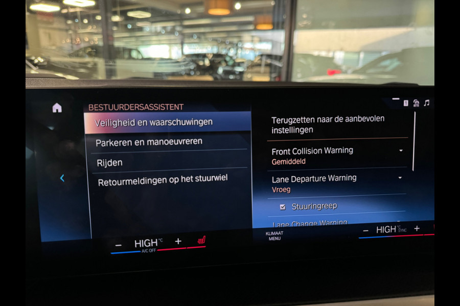 BMW 2 Serie Coupé M240i xDrive Pano|Memory|HuD|Harman Kardon