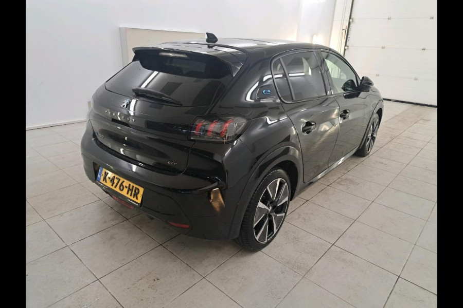 Peugeot e-208 EV GT 350 50 kWh NL AUTO | PANO | STOELVERW | SOH 91%