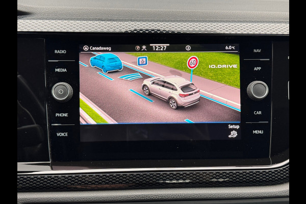 Volkswagen Taigo 1.0 TSI Automaat Life * Navigatie * Parkeersensoren * Adaptieve Cruise Control *