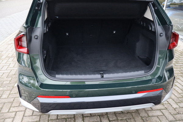 BMW X1 SDrive18i / Navi / Widescreen / Cruise / Climate / Camera / Sfeerverlichting / Voll Leder / 18".