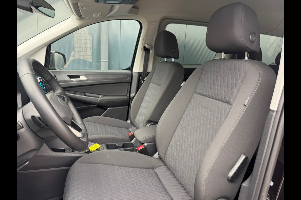 Volkswagen Caddy Maxi 1.5 TSI 115pk DSG Life 7 Persoons * Navigatie * Stoelverwarming * Camera *