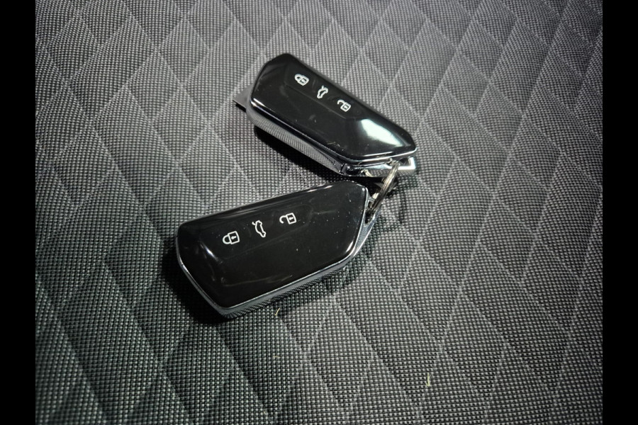 Volkswagen Caddy Maxi 1.5 TSI 115pk DSG Life 7 Persoons * Navigatie * Stoelverwarming * Camera *