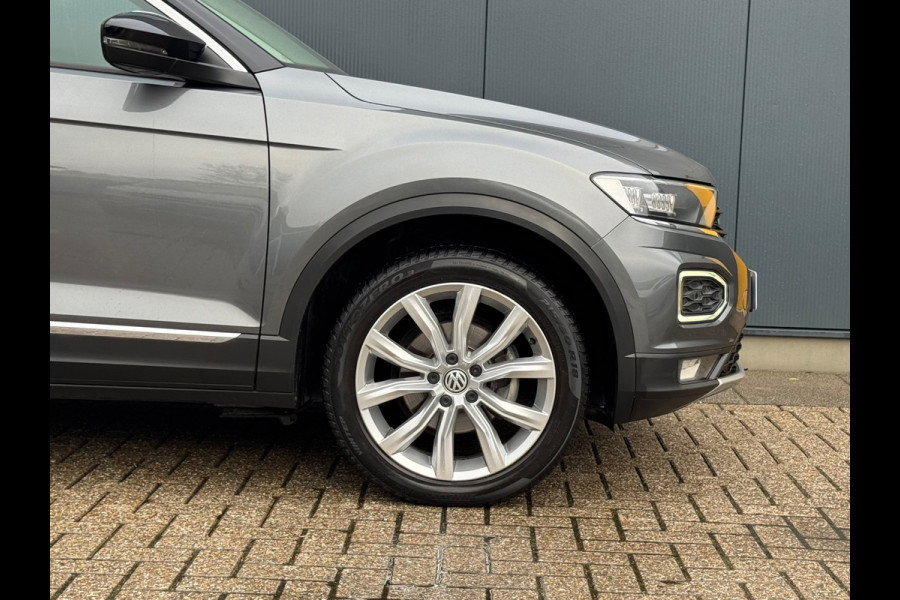 Volkswagen T-Roc 1.5 TSI Automaat Sport * Virtual Cockpit * Carplay * Full Led * Adaptieve Cruise *