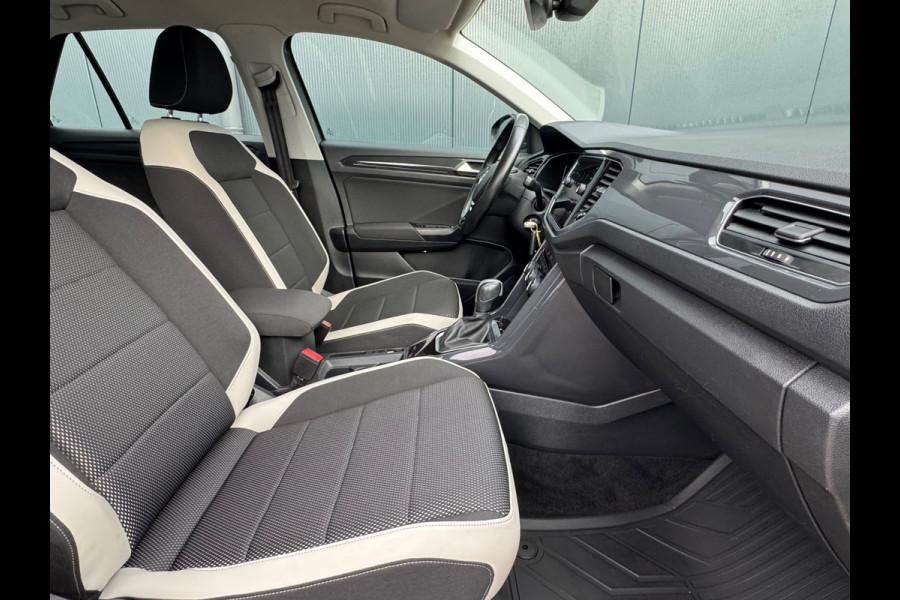 Volkswagen T-Roc 1.5 TSI Automaat Sport * Virtual Cockpit * Carplay * Full Led * Adaptieve Cruise *